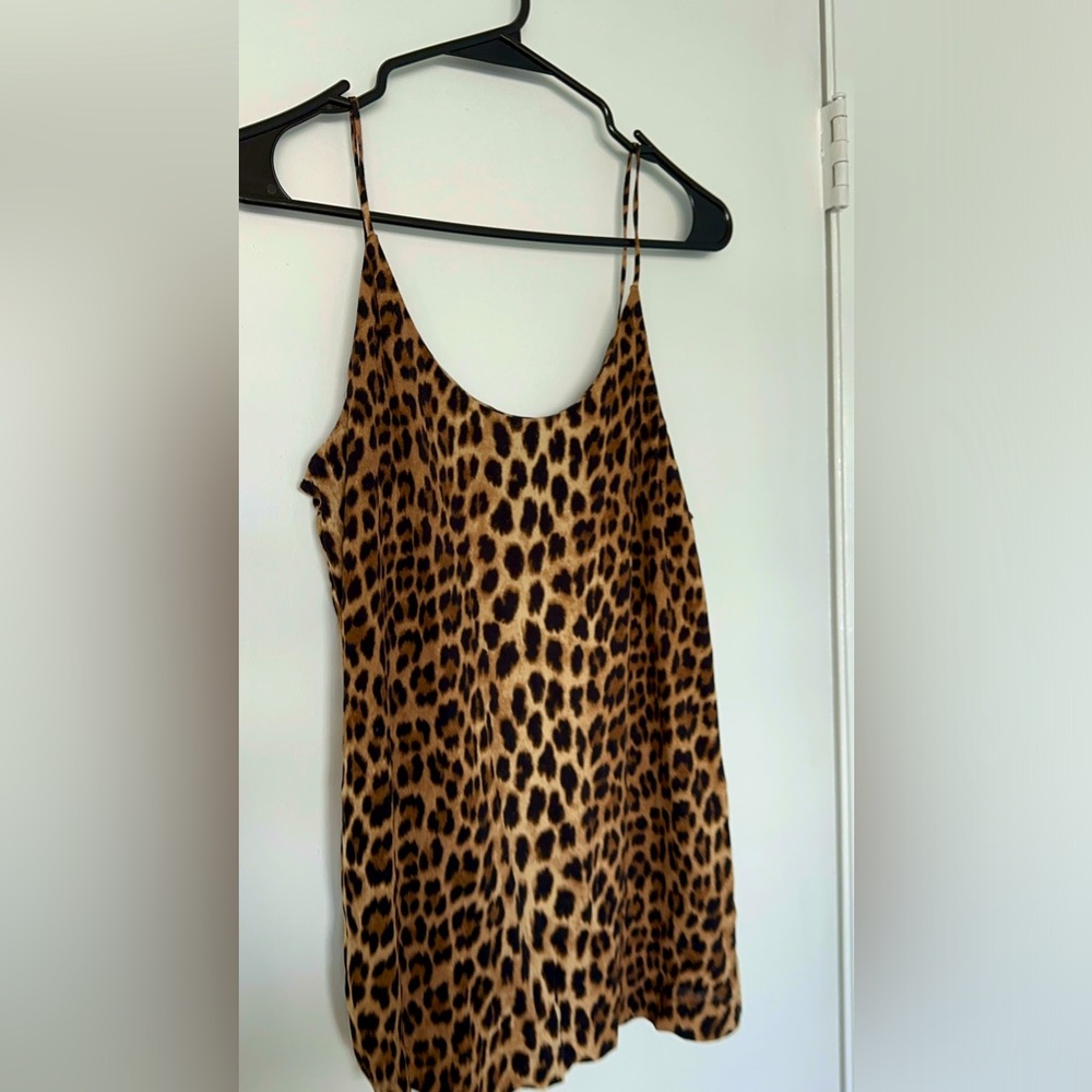Leopard print tank top